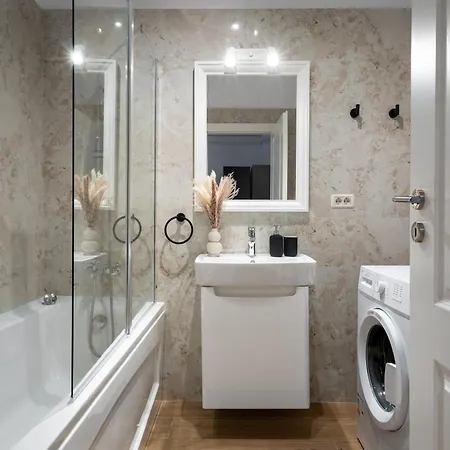 108 Апартаменты