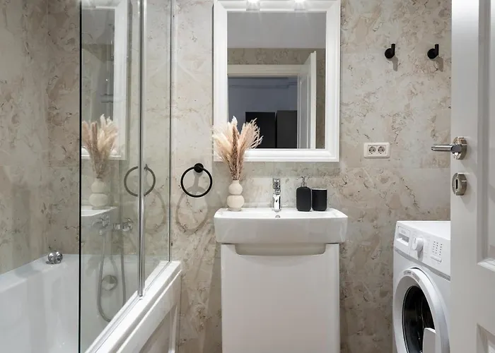 108 Апартаменти